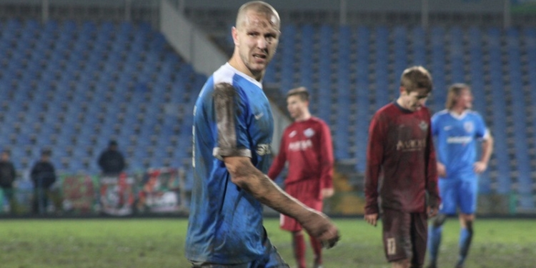 Мокрые и грязные, но с победой: МФК «Николаев» одолел стрыйскую «Скалу»