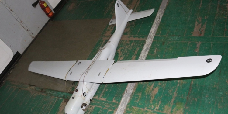 Под Мариуполем из моря выловили российский беспилотник. Целенький