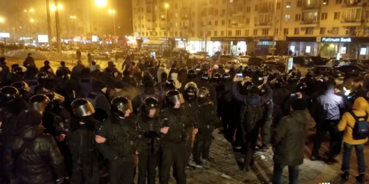 Во время протеста против концерта Потапа и Насти пострадала 9-летняя девочка