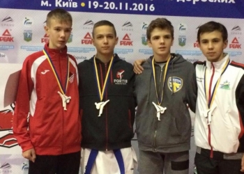 Чемпионат Украины по каратэ: четверо юных николаевцев вернулись с медалями высшей пробы