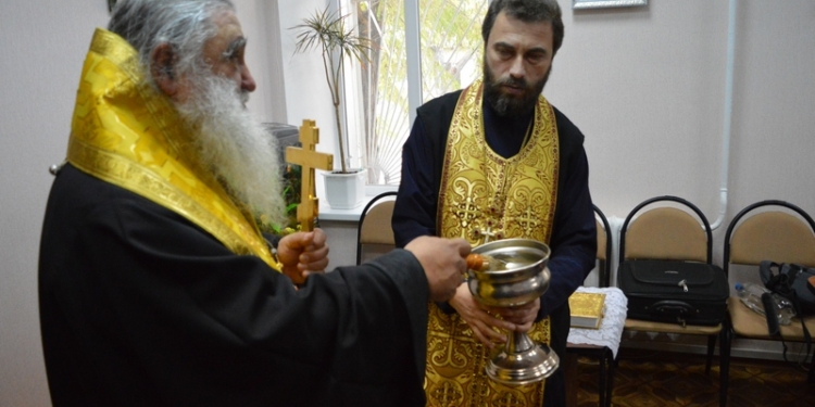 Необходимо было очищение? В Николаеве освятили помещение Департамента труда и соцзащиты населения