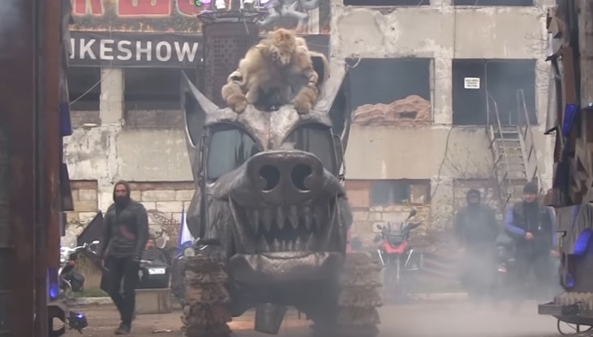 Жуткое “патриотическое” шоу устроили для детей в Крыму путинские “ночные волки”