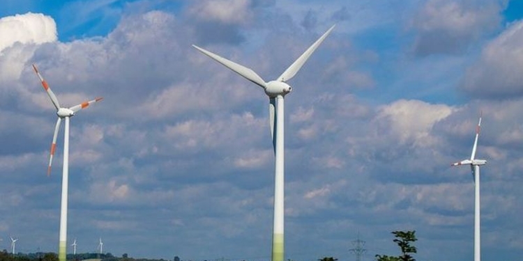 В Шотландии ветряки обеспечили электроэнергией почти все дома в стране