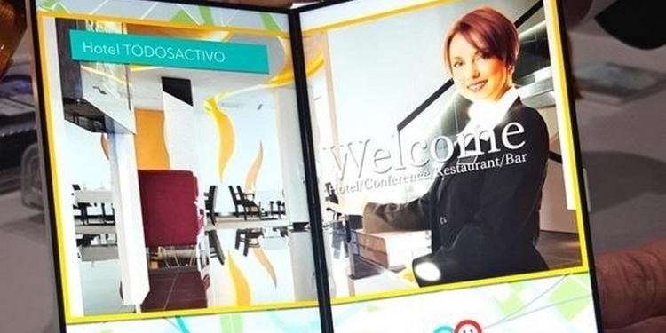 В Японии разработали дисплей-книгу