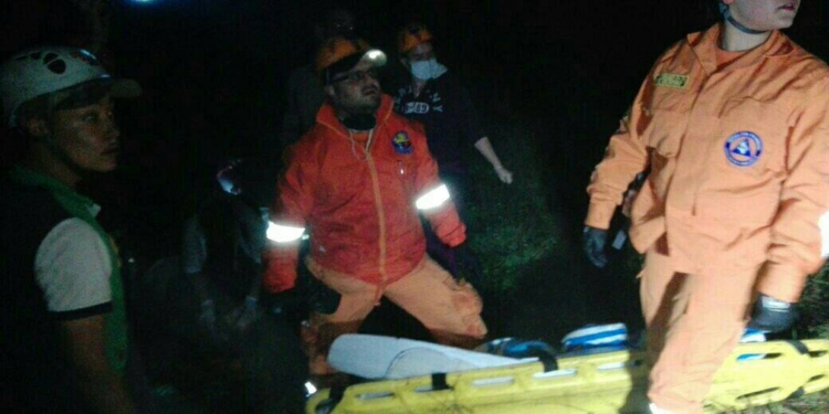 Крушение самолета в Колумбии. 6 пассажиров выжило