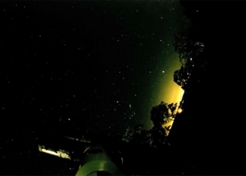 Блогер с помощью камеры GoPro и телескопа показал вращение Земли