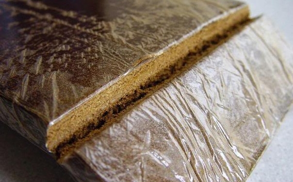 Во Франции в рефрижераторе наши почти тонну гашиша. Везли из Испании