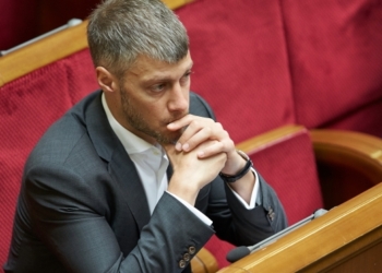 Две декларации за один год: николаевские нардепы в “электронке” существенно состоятельнее, чем на “бумаге”. Но есть аскеты, достойные удивления