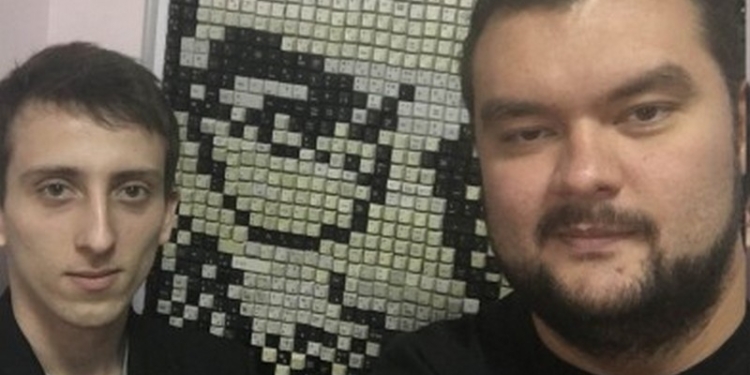 В Мариуполе студенты собрали портрет Стива Джобса из клавиатур – Apple хочет его купить