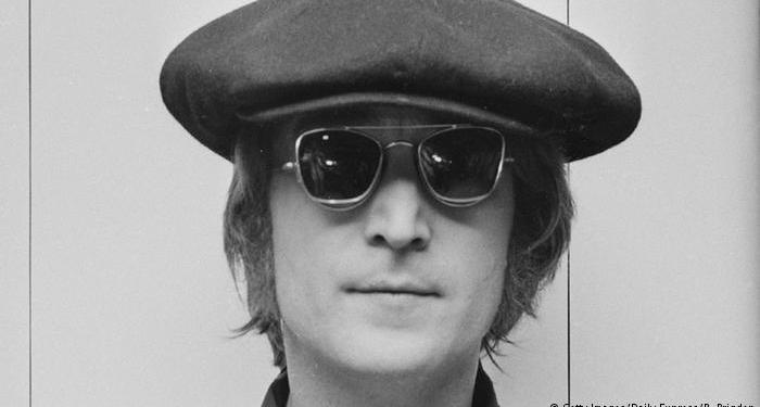 “Заткнись и пойми своим маленьким мозгом”. В США продают письмо Леннона о распаде The Beatles