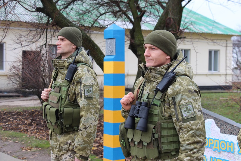 ГСПУ: Украинских пограничников в России арестовали на два месяца 1