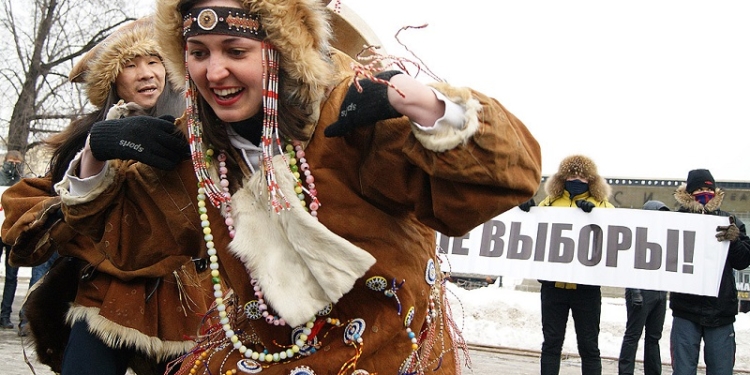 Они нас учат? Из 156 языков коренных народов в РФ 7 вымерли, десяткам грозит та же участь