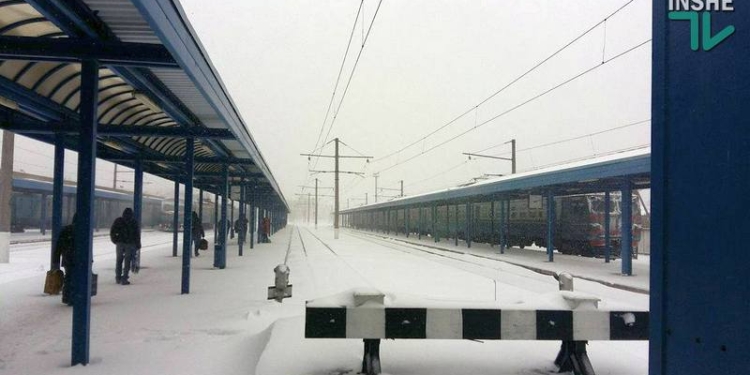 Из-за погоды 30 поездов задержались в пути – “Укрзализныця”