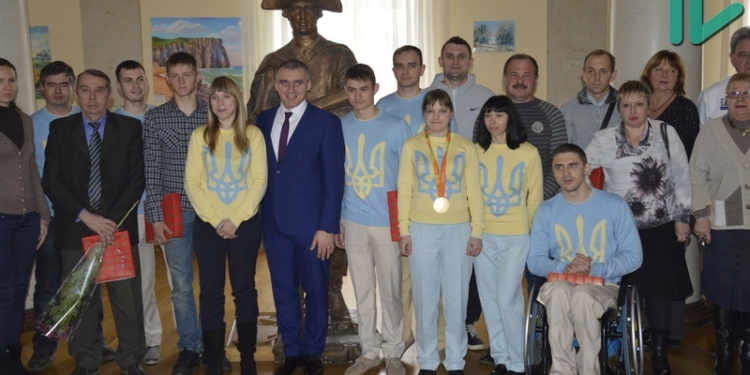 «Пример для всех нас, что ничего невозможного не существует» – Сенкевич встретился с николаевскими олимпийцами и паралимпийцами