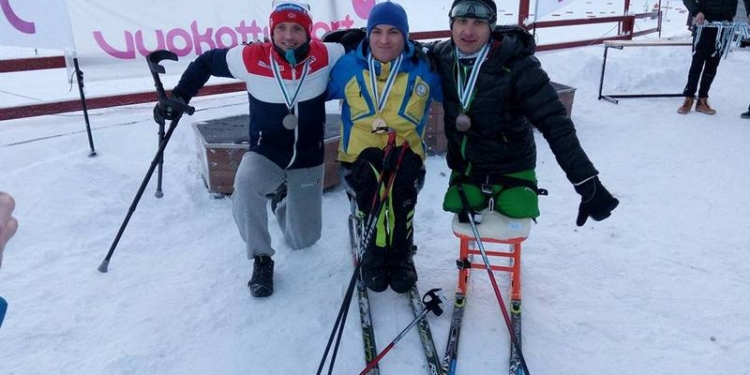 Николаевцы, гордимся: есть еще одно «золото» у Максима Ярового на этапе Кубка мира по лыжным гонкам и биатлону