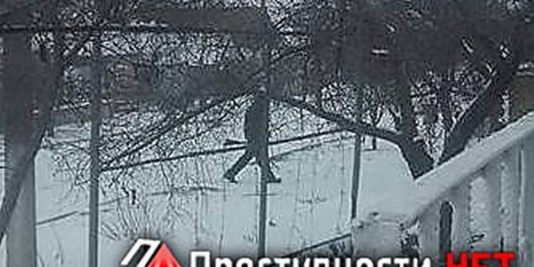 Под Николаевом пьяный мужчина устроил стрельбу из ружья на улице