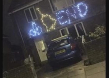 «Это гриб»: британец был арестован полицией за неприличную картинку, выложенную из гирлянды