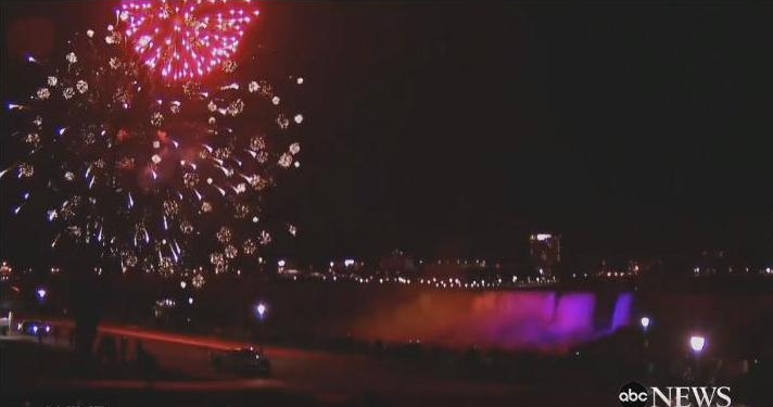 Всего $4 млн., и Ниагарский водопад теперь сияет вдвое сильнее