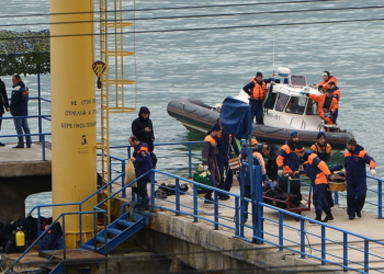 Крушение Ту-154 над Черным морем: найден один из «черных ящиков»