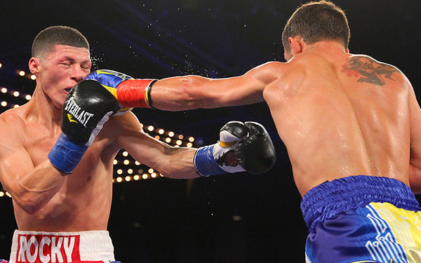 Автор лучшего нокаута мира в 2016 году – украинец Ломаченко