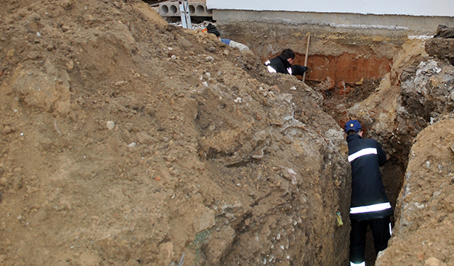 В Николаеве мужчина погиб под завалами грунта