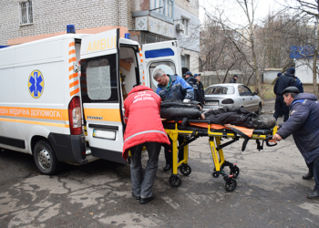 В Николаеве от огня спасли и многоэтажку, и бездомного, который «грелся» в ее подвале