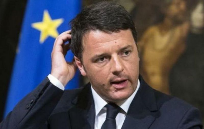 Премьер-министра Италии Ренци официально подал в отставку 1