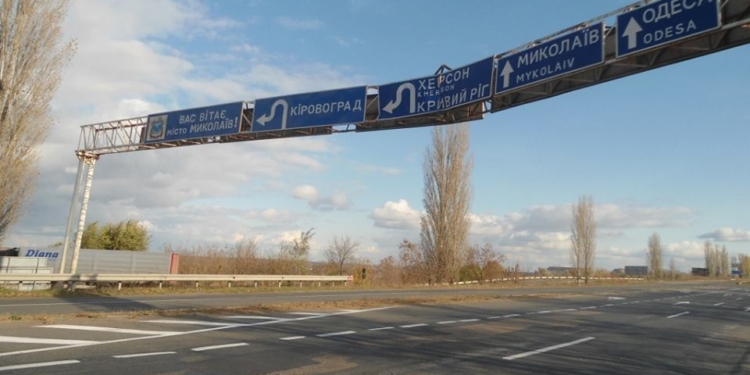 Автомобилисты, внимание! На выезде-въезде в Николаев проезд в ближайшие дни может быть осложнен