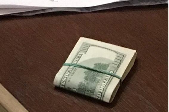 «Овечье дело» в Николаеве: в «Роппонги» задержали иностранца, который предлагал оперативнику и следователю прокуратуры $20 тыс.