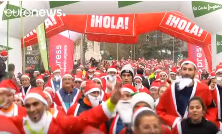 Беги, Дед Мороз, беги! В Испании устроили забег против склероза 1