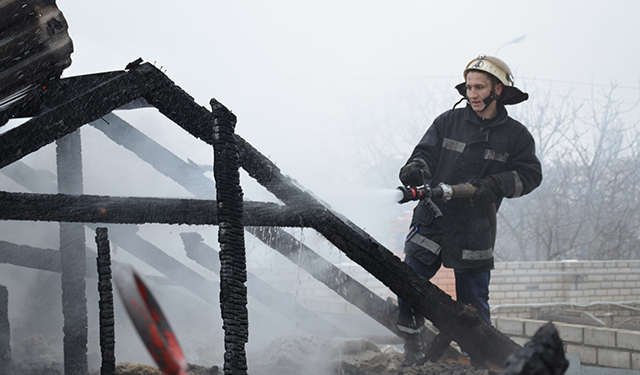 На окраине Николаева горело админздание предприятия