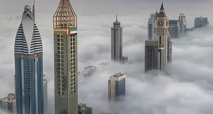 Потрясающий рассвет в Дубае. Наследный принц сам залез на крышу небоскреба