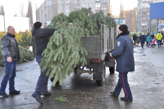 В Николаеве полиция прошлась по стихийным рынкам. «Улов» неплох