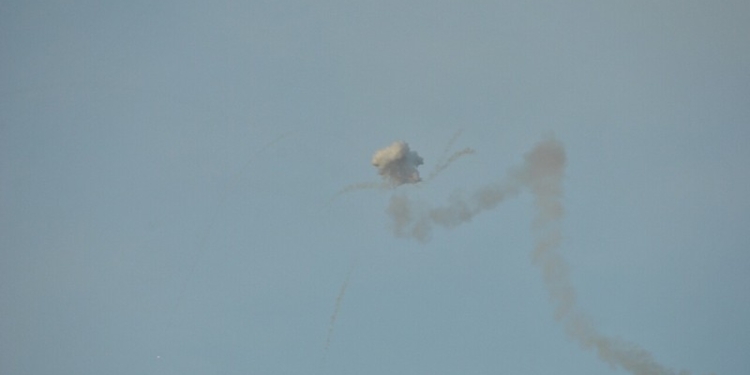 «Кучно пошли»: появились фото украинских ракетных стрельб по воздушным целям