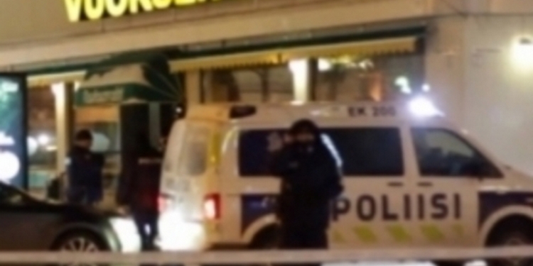 ​В Финляндии 23-летний мужчина застрелил председателя горсовета и двух журналисток