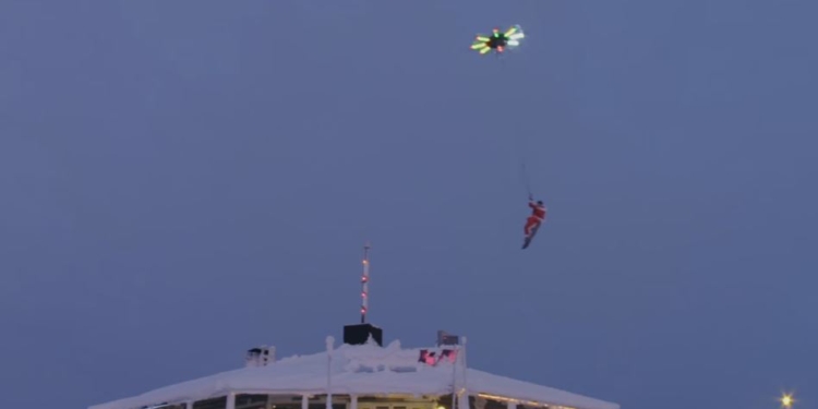 Полет сноубордиста. Это не фантастика, это супердрон