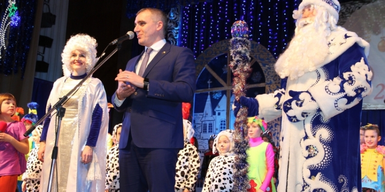 Благотворительный вечер ко Дню Святого Николая: в Николаеве для городской детской больницы собрали 39 тыс. грн.