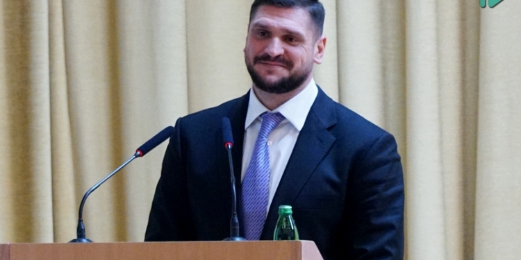 “Я отдал все, что у меня было” – губернатор Савченко поздравил волонтеров с их праздником