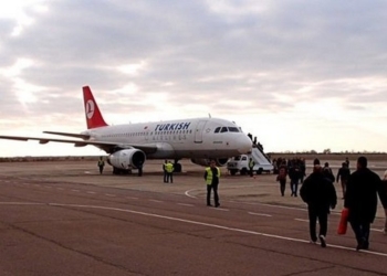 Из-за непогоды самолет “Стамбул-Херсон” сел с третей попытки