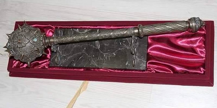 В Киеве нашли квартиру, где хранились “сокровища Азарова”