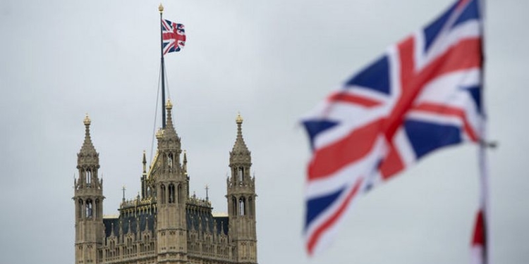 Британский парламент поддержал план правительства по Brexit