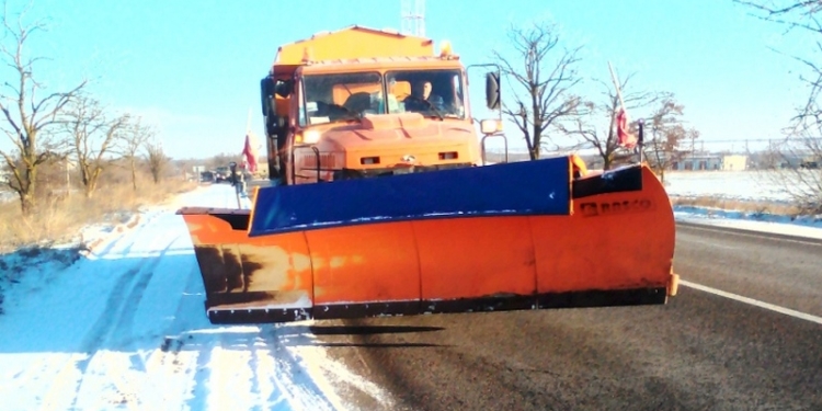 Николаевщина после небольшого снегопада: вчера были трудности с проездом у Нечаянного и Вознесенска