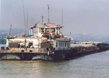 Странная история. Украинское Дунайское пароходство получило от Австрии 60 барж, заказанных еще СССР