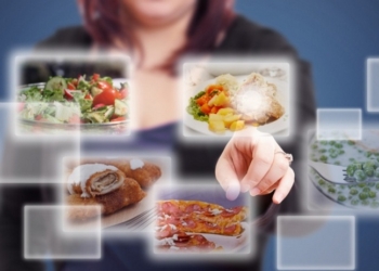 Домашняя еда в будущем: ягоды из 3D-принтера и мушиная ферма