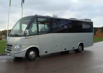 Николаевский ДК “Молодежный” купил автобус IVECO б/у за 1,4 миллиона