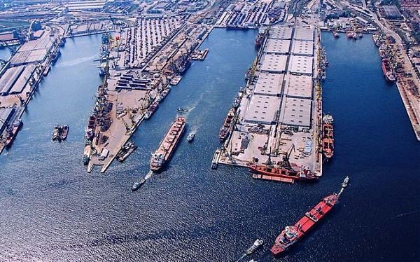 Румыния продает порты Констанца, Мидия и Мангалия