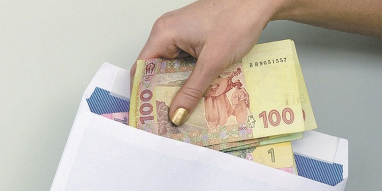 «Не надо никому играть» – Гройсман заявил, что за зарплату в конверте будут штрафовать на 320 тыс.грн.