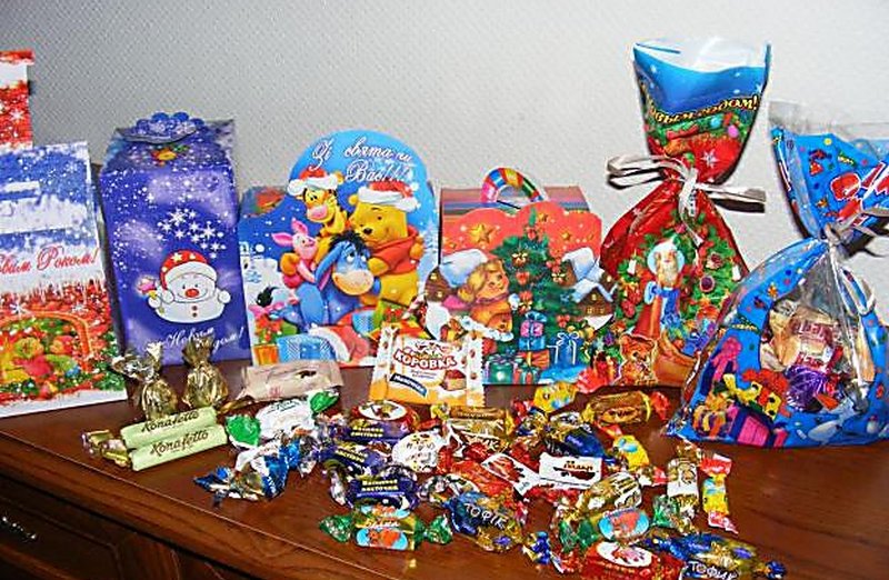 У вас есть ребенок в детсаду? Проверьте, какие конфеты у него в подарке: Николаевское гороно заплатило за конфеты 880 тыс.грн. (ДОКУМЕНТ) 1
