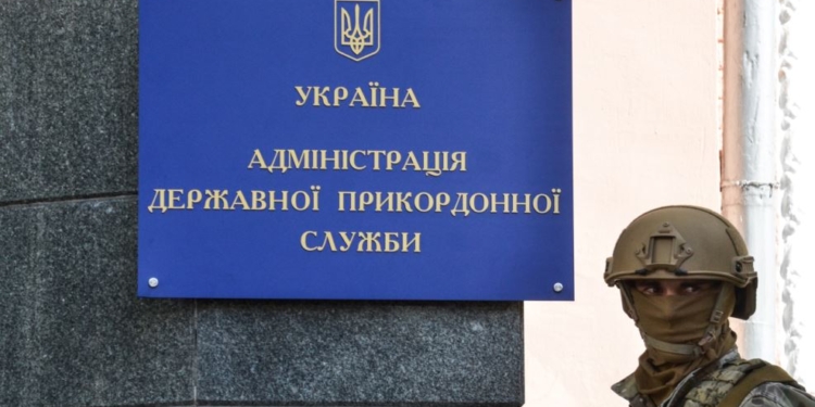 Российский блогер попросил убежища в Украине