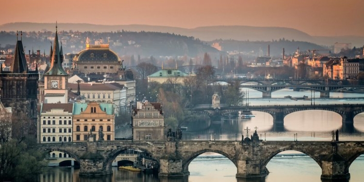 При правительстве Чехии будет работать агентство по борьбе с фейками – чтобы нормально провести парламентские выборы